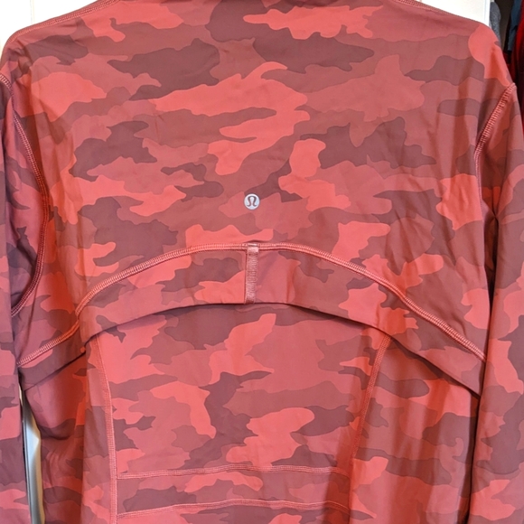 *NWT* Lululemon Define the Jacket* NULUX* Pink Camo Size 20 - Picture 7 of 7